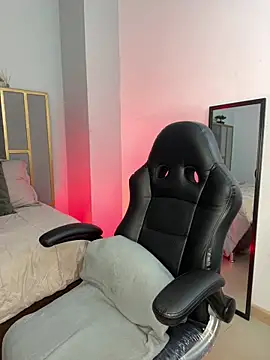 Esmeralda CO online show from 21, 12, 2025