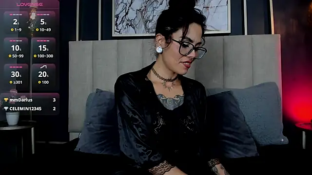 Snapshot of Esmeralda_CO chatting on 25, 10, 2025 Esmeralda CO online show from 25, 10, 2025