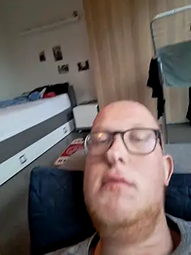 geilerd122 online show from 25, 10, 2025