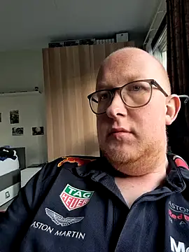 geilerd122 online show from 19, 10, 2025