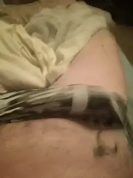 Snapshot of Empi19cm chatting on 30, 11, 2025 Empi19cm online show from 30, 11, 2025