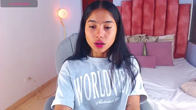 Milaa Star  online show from 11, 10, 2025