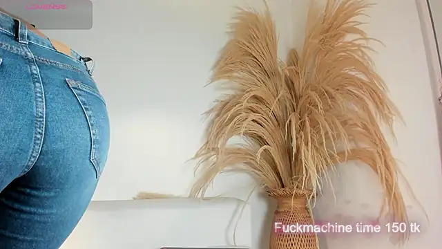 Noami Rose online show from 29, 11, 2025