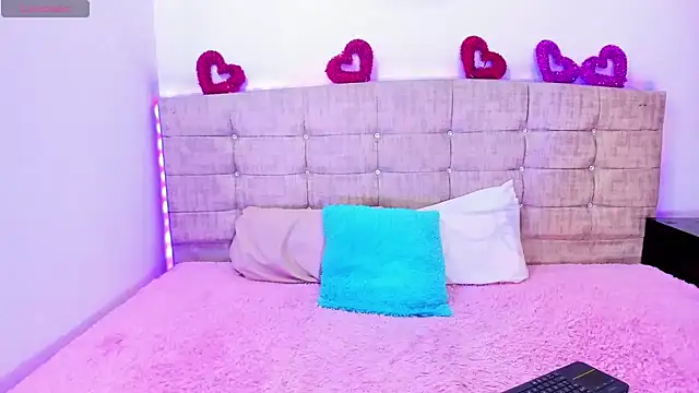 Snapshot of Lushy_sweet chatting on 17, 10, 2025 Lushy sweet online show from 17, 10, 2025