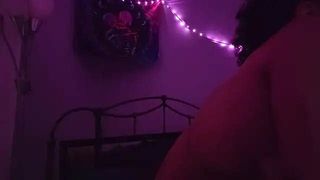 Snapshot of puddled_wonderland chatting on 4, 11, 2025 puddled wonderland online show from 4, 11, 2025