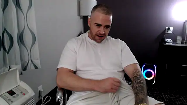 Dallasbest214 online show from 6, 10, 2025