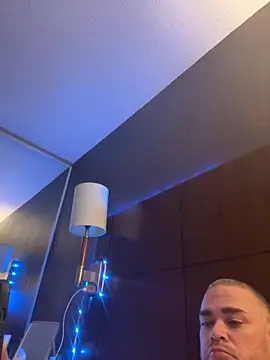 Dallasbest214 online show from 7, 11, 2025