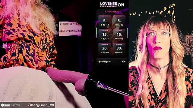 Snapshot of EmeryLune_xo chatting on 3, 2, 2026 EmeryLune xo online show from 3, 2, 2026