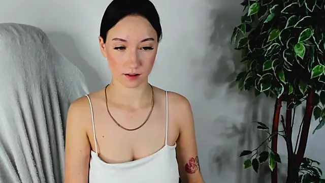 Snapshot of EileenMoores chatting on 20, 9, 2025 EileenMoores online show from 20, 9, 2025