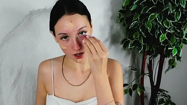 Snapshot of EileenMoores chatting on 27, 9, 2025 EileenMoores online show from 27, 9, 2025