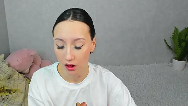 EileenMoores online show from 15, 12, 2025