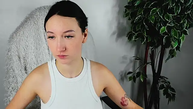 Snapshot of EileenMoores chatting on 1, 10, 2025 EileenMoores online show from 1, 10, 2025