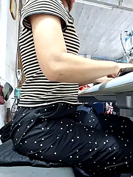 irina hana online show from 18, 11, 2025