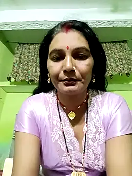 Snapshot of ZIVAA chatting on 10, 7, 2026 ZIVAA online show from 10, 7, 2026