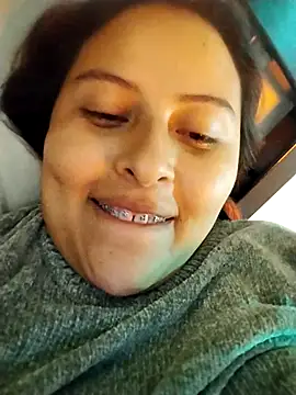 yelezia online show from 4, 10, 2025