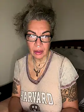 dieseldame1313 online show from 18, 9, 2025