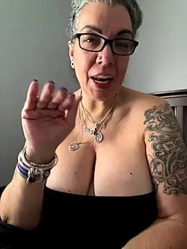 dieseldame1313 online show from 16, 12, 2025