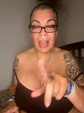 dieseldame1313 online show from 9, 10, 2025