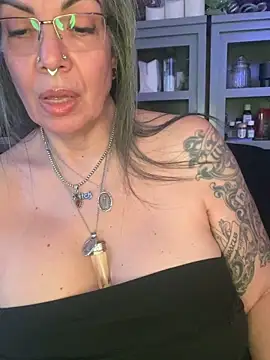 dieseldame1313 online show from 2, 3, 2026