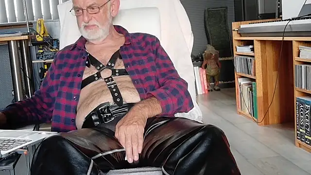 ewaldwillems99 online show from 17, 10, 2025