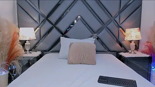 Alisson Milf online show from 9, 1, 2026