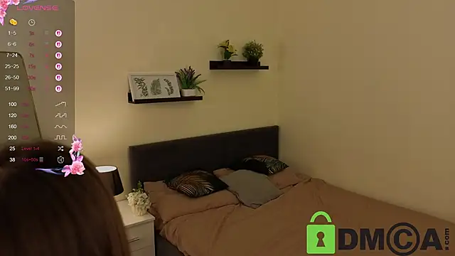 Bonnie Nunez online show from 24, 10, 2025