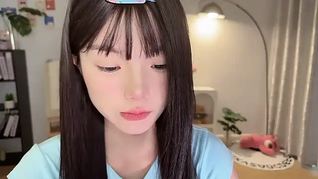 Momo-xx online show from 25, 9, 2025