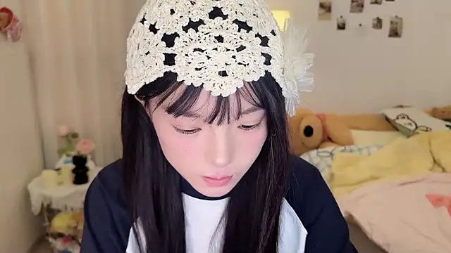 Momo-xx online show from 7, 1, 2026