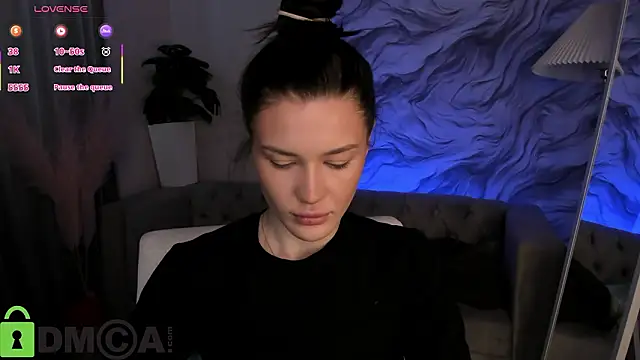 Aria Mila online show from 13, 3, 2026