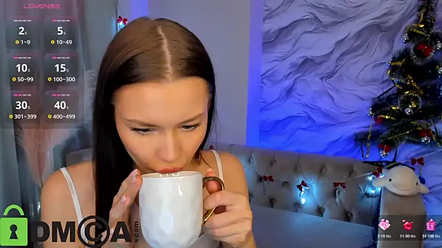 Aria Mila online show from 22, 12, 2025