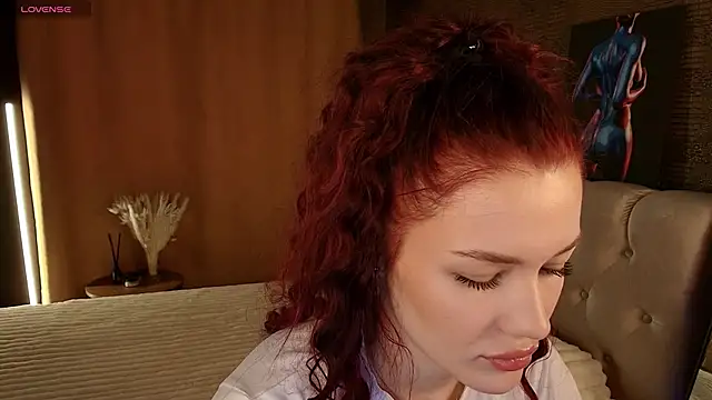 Snapshot of Aria_Mila chatting on 29, 6, 2026 Aria Mila online show from 29, 6, 2026