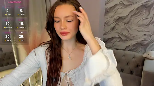 Aria Mila online show from 3, 12, 2025