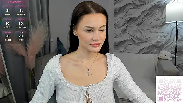 Aria Mila online show from 10, 9, 2025