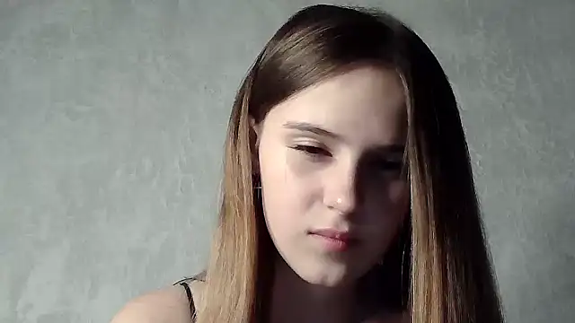 SweetLoraa online show from 10, 9, 2025