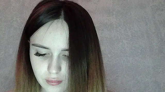 SweetLoraa online show from 15, 1, 2026