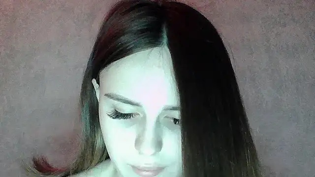 SweetLoraa online show from 3, 4, 2026