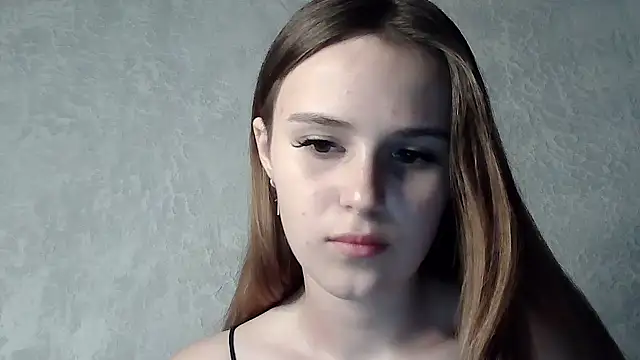 SweetLoraa online show from 28, 9, 2025