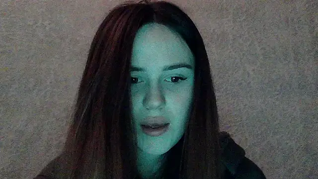 SweetLoraa online show from 11, 4, 2026