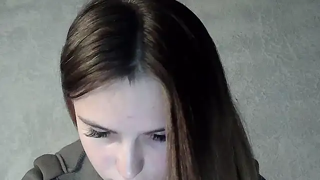 SweetLoraa online show from 12, 10, 2025