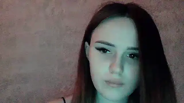 SweetLoraa online show from 29, 3, 2026