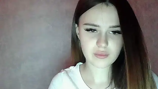 SweetLoraa online show from 21, 3, 2026