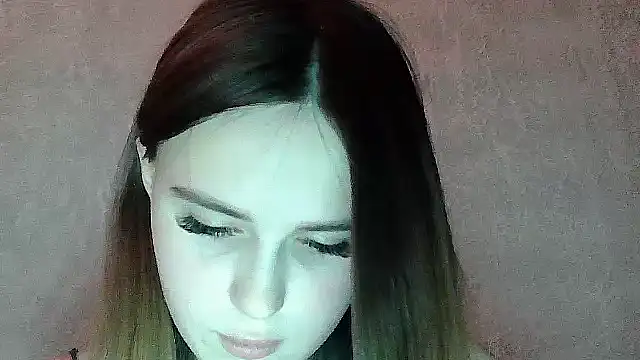 SweetLoraa online show from 5, 1, 2026