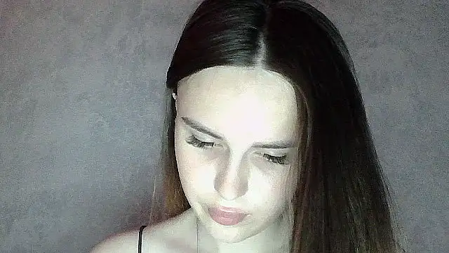 SweetLoraa online show from 28, 5, 2026