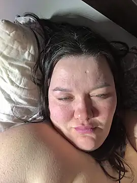 SunnyLeila2101 online show from 7, 2, 2026