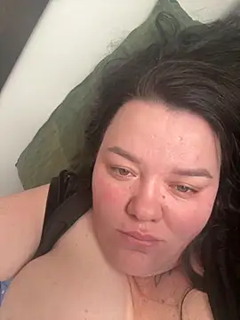 SunnyLeila2101 online show from 5, 11, 2025