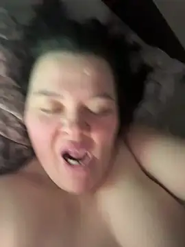 SunnyLeila2101 online show from 4, 3, 2026