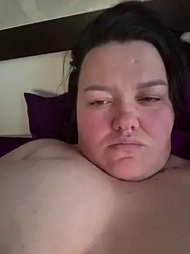 SunnyLeila2101 online show from 7, 4, 2026