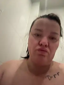 SunnyLeila2101 online show from 8, 5, 2026