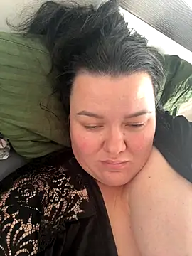 SunnyLeila2101 online show from 3, 11, 2025