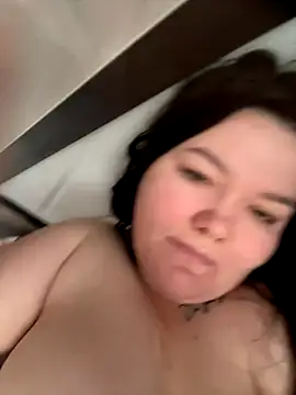 SunnyLeila2101 online show from 28, 11, 2025